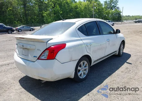 2013 Nissan Versa 1.6 Sl from USA, damaged, VIN 3N1CN7AP2DL876518